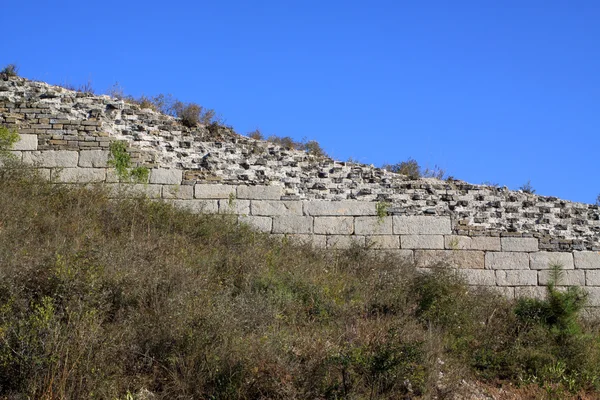 Den ursprungliga ekologin av muren passerar — Stockfoto