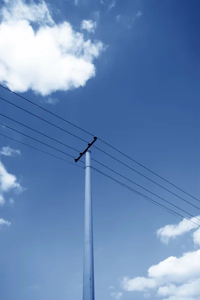 青空電柱 — ストック写真