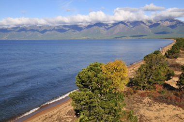 Sibirya. Baykal Gölü Doğu Kıyısı.