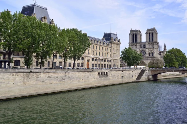 Procházka Podél Řeky Seiny Paříži — Stock fotografie