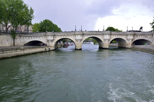 Paris Est Une Ville Vous Voulez Retourner — Photo