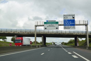 Normandiya Yolları Atlantik Okyanusuna çıkıyor