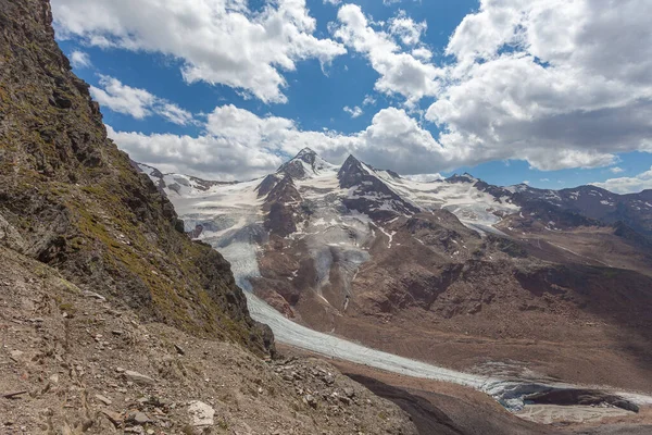 Le pic Palla Bianca et son glacier au front qui s'effondre — Photo