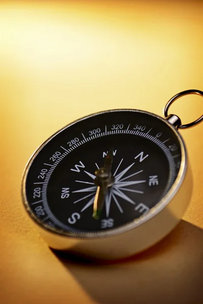 Handheld magnetic compass — Stock Photo, Image