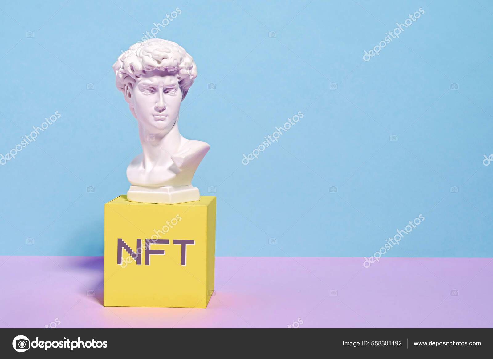 Nft技术在网上交易中的虚拟艺术大理石封锁链标志和罗马大卫头像——图库图片© serggn #558301192