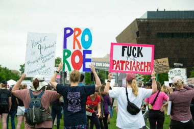  Protestocular, Roe v. Wade 'e açılan kürtaj haklarına destek için Washington, DC' deki 