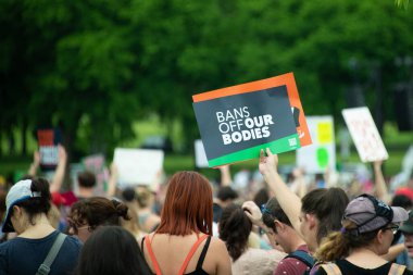 Protestocular, Roe v. Wade 'e açılan kürtaj haklarına destek için Washington, DC' deki 