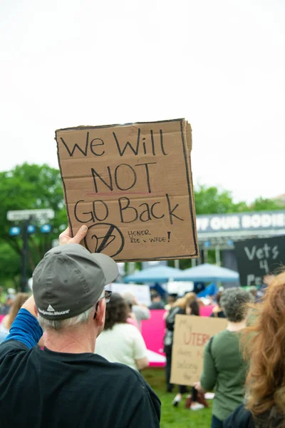 Протестующие Собираются Марше Запрет Нашим Телам Вашингтоне Округ Колумбия Поддержку — стоковое фото