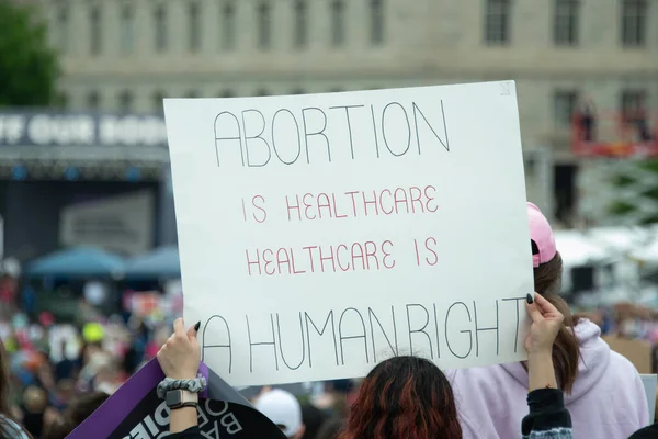  Protestocular, Roe v. Wade 'e açılan kürtaj haklarına destek için Washington, DC' deki 
