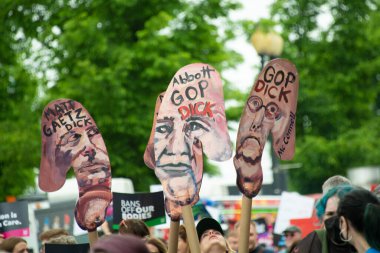 Protesters gather for the Bans Off Our Bodies march in support of abortion rights on May 14, 2022 in Washington DC as Roe v. Wade is poised to be overturned by the Supreme Court 