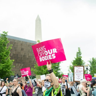 Protesters gather for the Bans Off Our Bodies march in support of abortion rights on May 14, 2022 in Washington DC as Roe v. Wade is poised to be overturned by the Supreme Court 