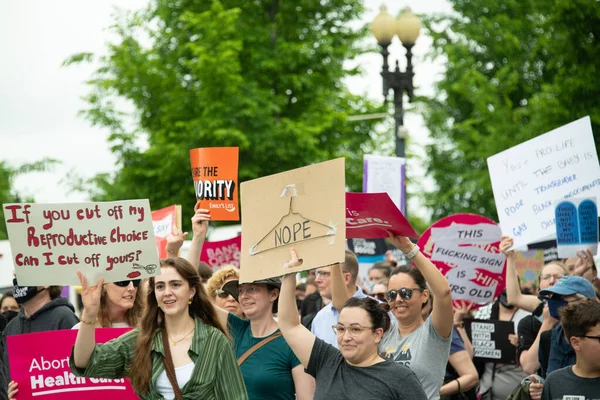 Протестувальники Збираються Маршу Заборони Від Наших Тіл Підтримку Прав Аборт — стокове фото