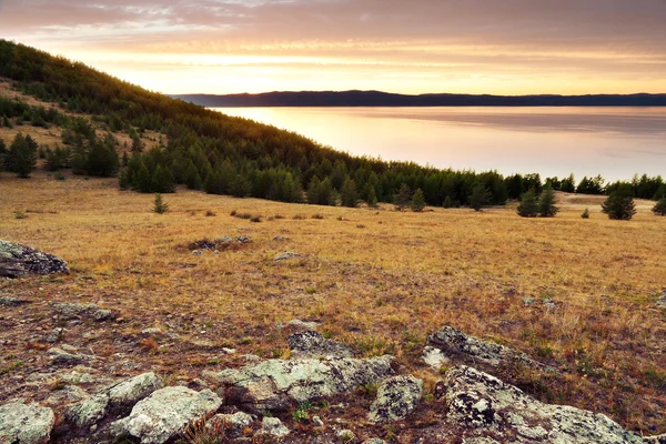 Lever de soleil à Baikal — Photo