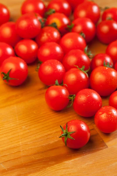 Tomates cereja — Fotografia de Stock