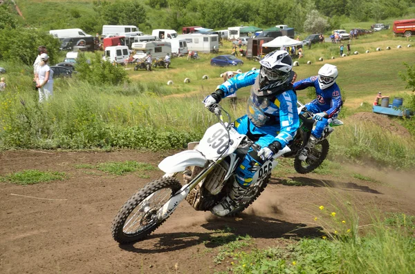 Motocross two racer turns — Stock Photo, Image