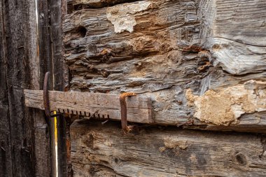 Eski ahşap kilit sistemi, Transilvanya bölgesi, Romanya