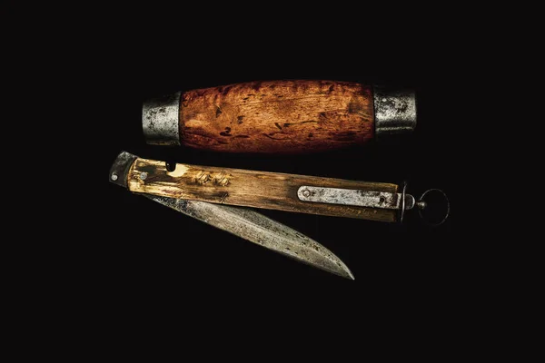 Старый Складной Нож Деревянными Ножницами Черном Фоне — стоковое фото