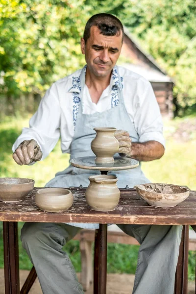 Sibiu City Romania July 2019 Hands Potter Shaping Clay Pot — Stock Photo, Image