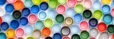 Geri dönüştürülmüş Plastik Şişe Kapakları