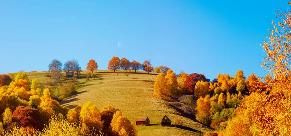 Belas Paisagens Outono Nas Montanhas Romenas Área Aldeia Fantanele Município — Fotografia de Stock