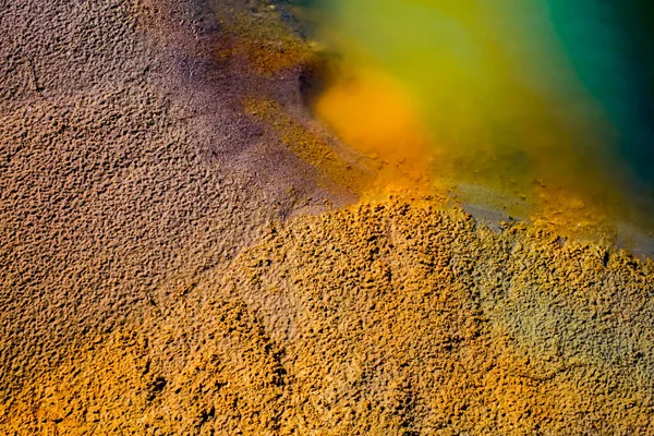 Borda Lago Poluído Com Resíduos Químicos Mineração Tóxica — Fotografia de Stock