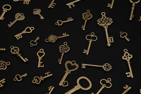 Bronze Keys Ornamental Keys Clocks Treasure Boxes Unique Shapes Design — Stok fotoğraf