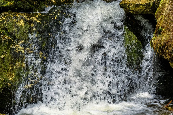 Fresh Water Flows Rocks Stones River Bed Beautiful Nature Landscape — Fotografia de Stock