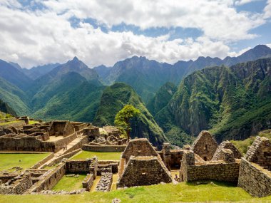 The famous Machu Picchu is a 15th-century is located in the Cusco region of Peru. The beauty of this historic site never ceases to amaze