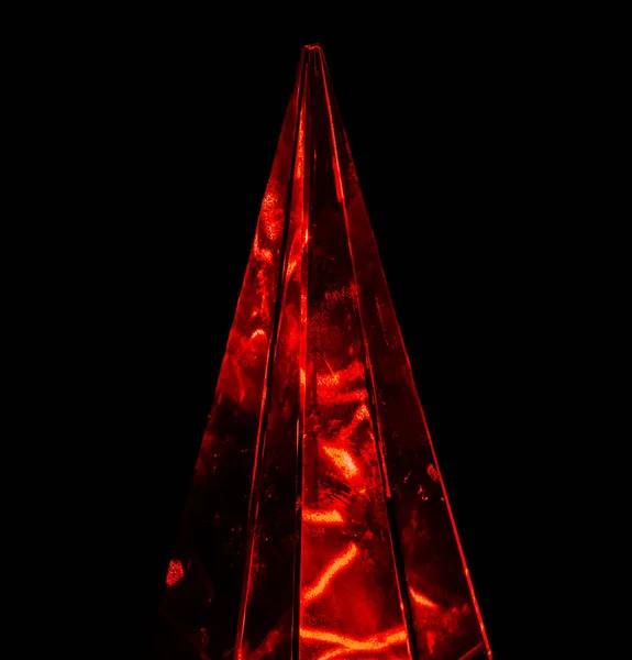 Red Glass Pyramid Prism Black Background — Fotografia de Stock