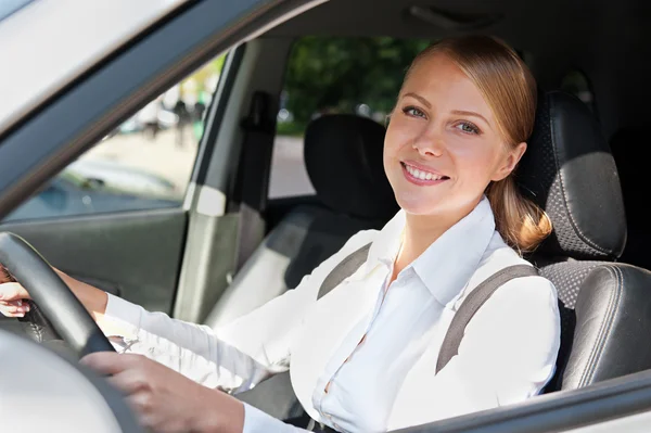 Caucasian female in the car — Stock Photo, Image