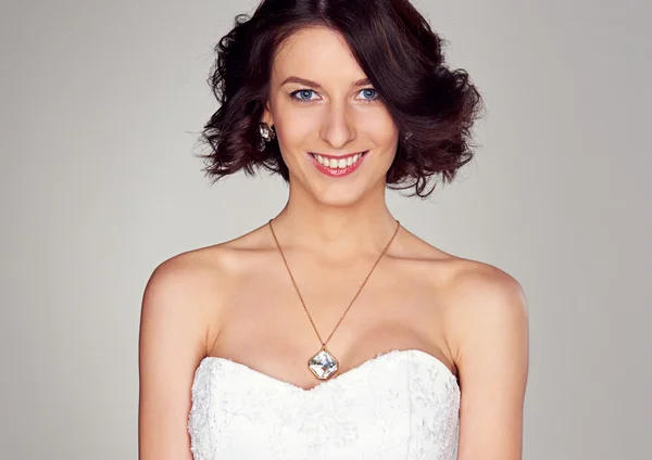 Young smiley bride — Stock Photo, Image