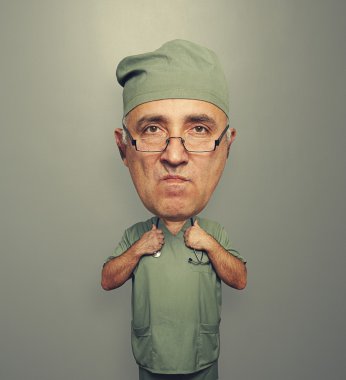 pettyes orvos felett szürke