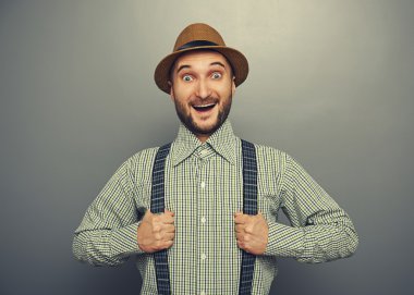 heyecanlı hipster adam