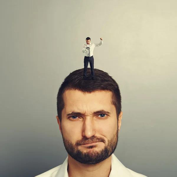 Boss screaming at bad worker — Stock Photo, Image