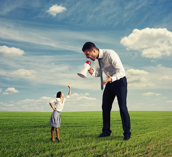 Donna emotiva e uomo — Foto Stock