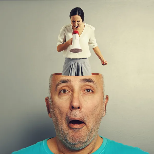 Screaming woman and senior man — Stock Photo, Image