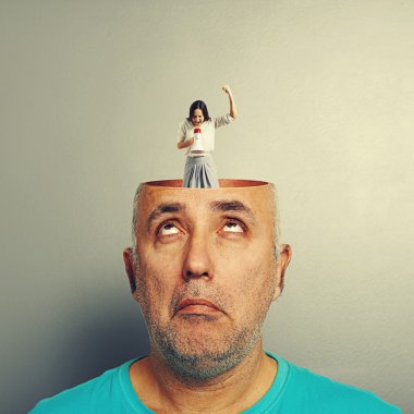 sürpriz kıdemli adamla baş açık