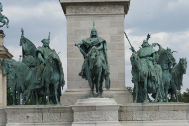 Millennium Anıtı - kahramanlar Meydanı - Budapeşte
