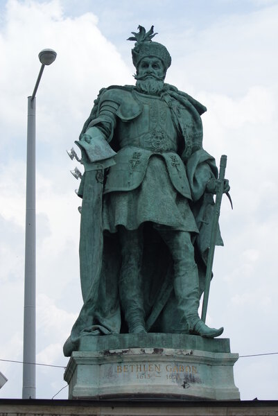 Габор Бетлен - площадь Героев - Будапешт
