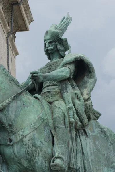 Tas den horseman - heroes square - budapest — Stockfoto