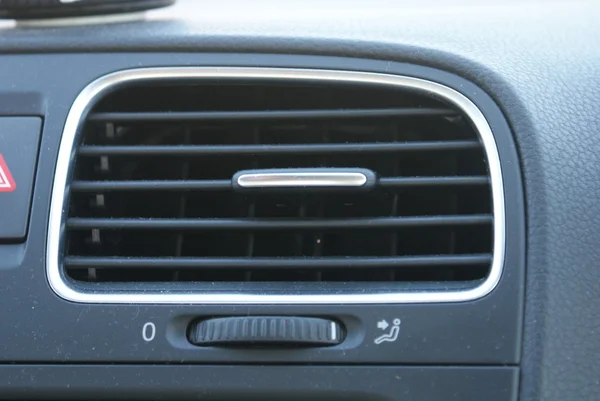 Medium-sized Car: Internal - Air-Conditioning — Stock Photo, Image