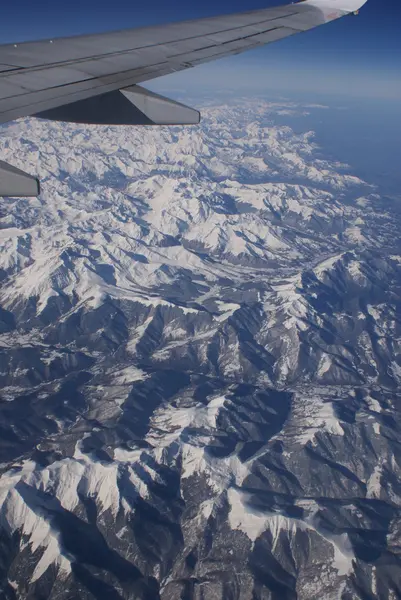 Airplane - Skies — Stock Photo, Image