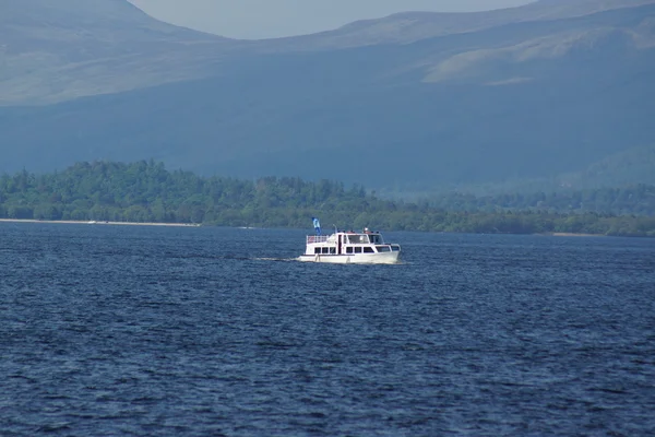 Båtliv på loch lomond — Stockfoto