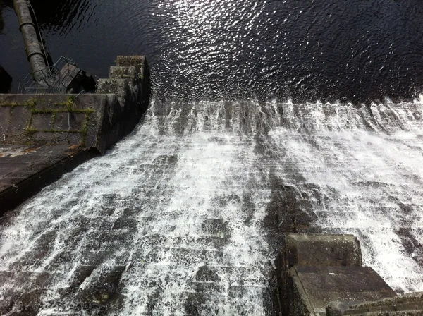 Изображения: Озеро Вырнуи - Средний Уэльс — стоковое фото