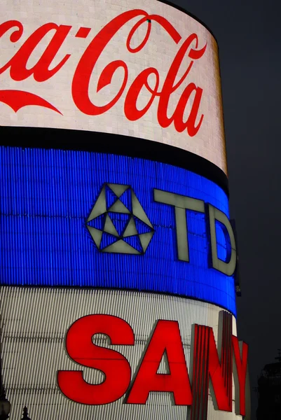 Piccadilly Circus - Neon Signs — Stock Photo, Image