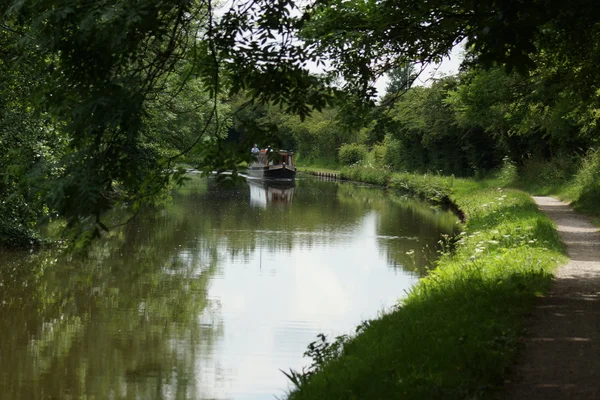 Canal Boat on Canal — Stock Photo, Image