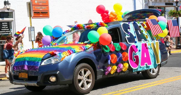 Babylon New York Usa June 2022 Gay Pride Car Parade — 图库照片