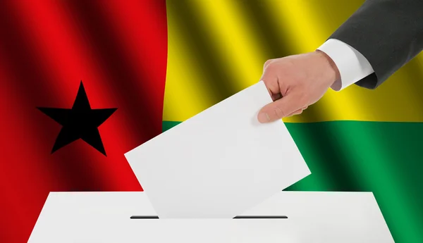 Die Flagge von Guinea-Bissau — Stockfoto