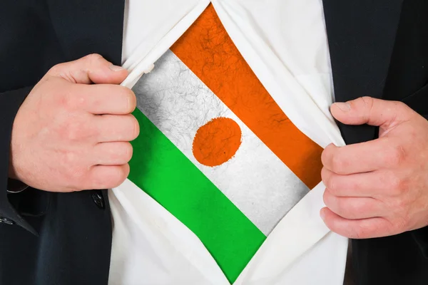 Niger vlag geschilderd op de borst — Stockfoto