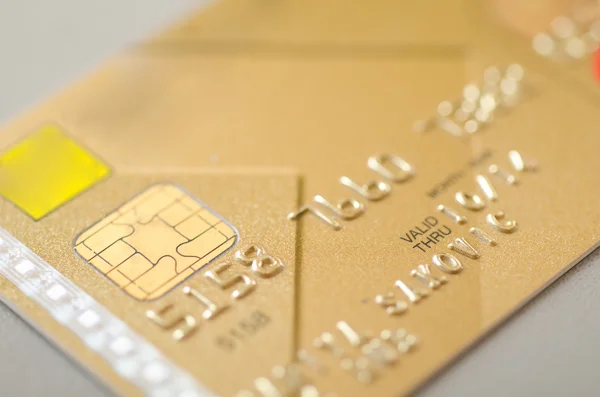 Gouden bankkaart, macro, smalle focus — Stockfoto